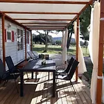 Grand Veles Camp