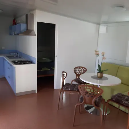 Grand Veles Camp Banjole