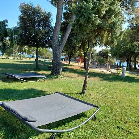 Kompleks wypoczynkowy Grand Veles Camp Banjole