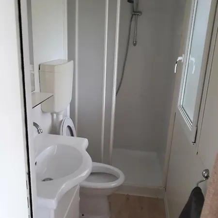 Kompleks wypoczynkowy Grand Veles Camp 3*