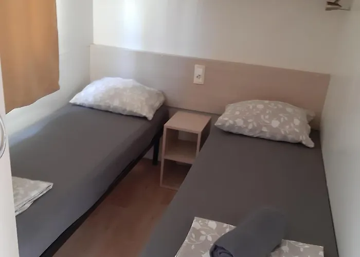 홀리데이파크 Grand Veles Camp 3*