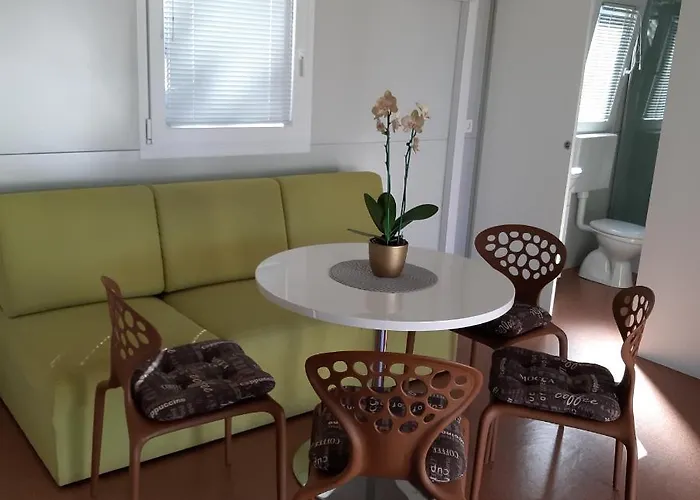 Grand Veles Camp 홀리데이파크 3*