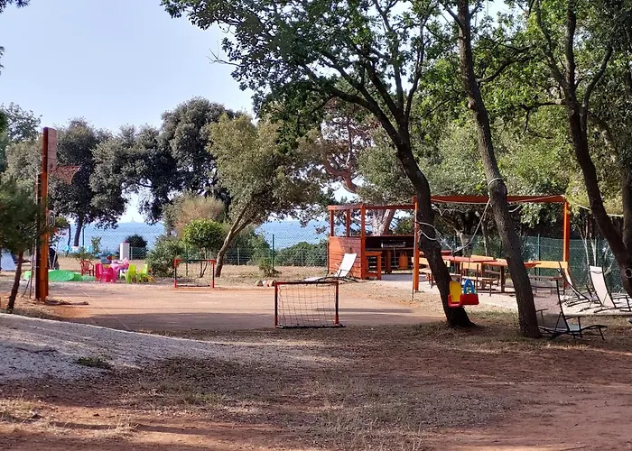 Parco vacanze Grand Veles Camp