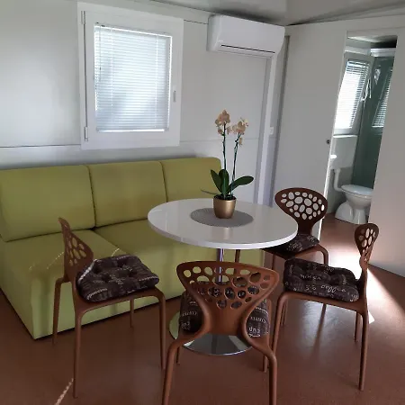Grand Veles Camp Holiday park 3*