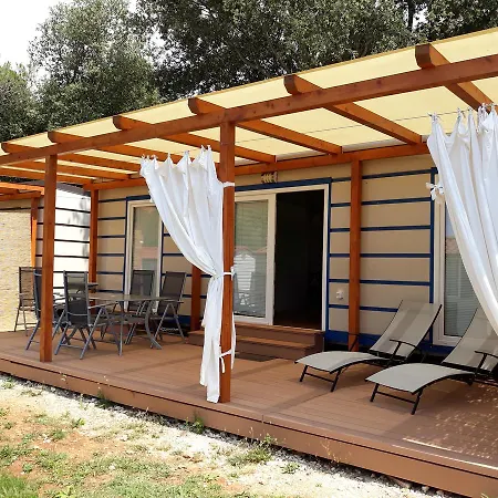 Grand Veles Camp 3* Banjole